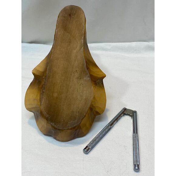 Antique 1940s MCM German Black Forest Hand Carved Squirrel Nut Cracker Wood Tray - Picture 7 of 11